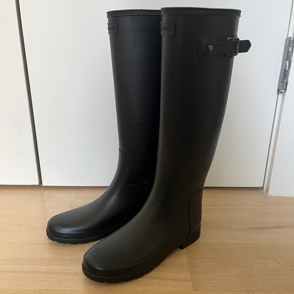 Hunter Tall Rain Boots - Women's Slim Fit 8 US - Black - Picture 1 of 7